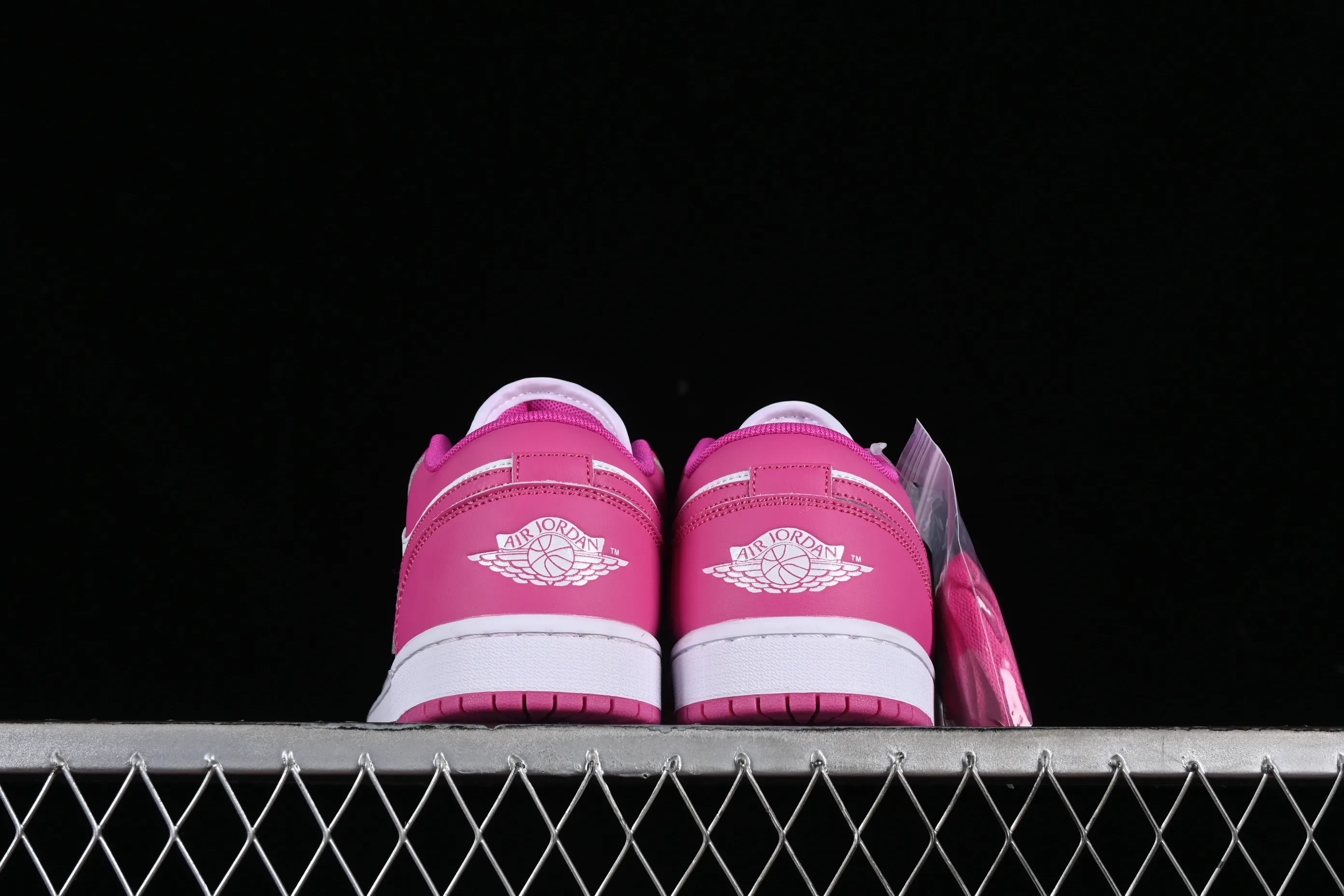 All categories Air Jordan Jordan series basketball shoes Air Jordan 1 Low Air Jordan 1 Low AJ1 Joe 1 rose red low-top cultural and leisure sports sneakers FV8486-600